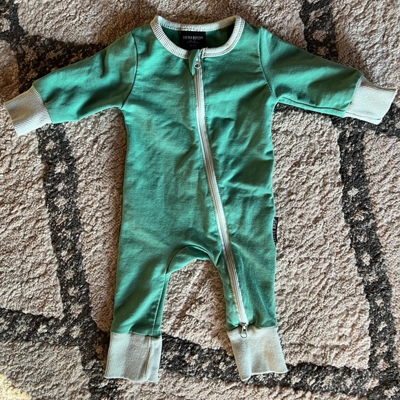Little Bipsy, Green 2 Way Zipper Romper, 0-3 Months - Picture 4 of 8